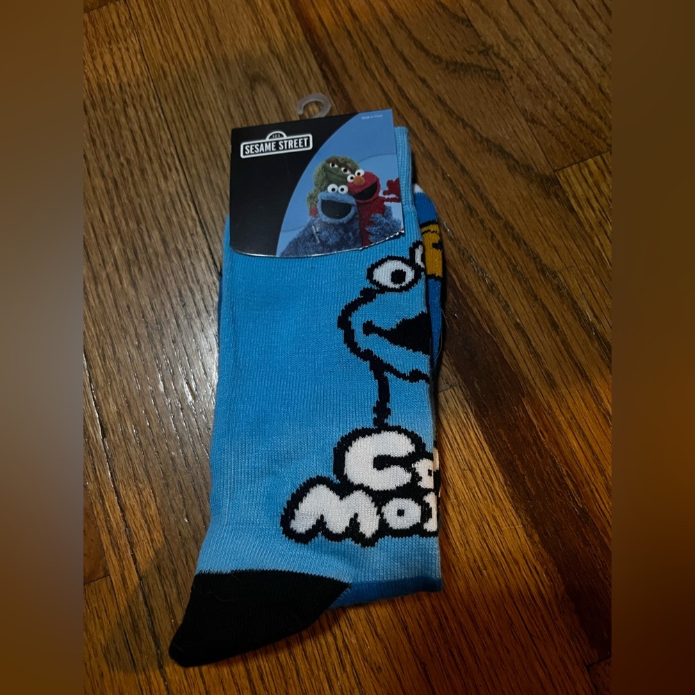 New Sesame Street Cookie Monster Chocolate Chip Crew Socks 1 Pair AD Size 10-13